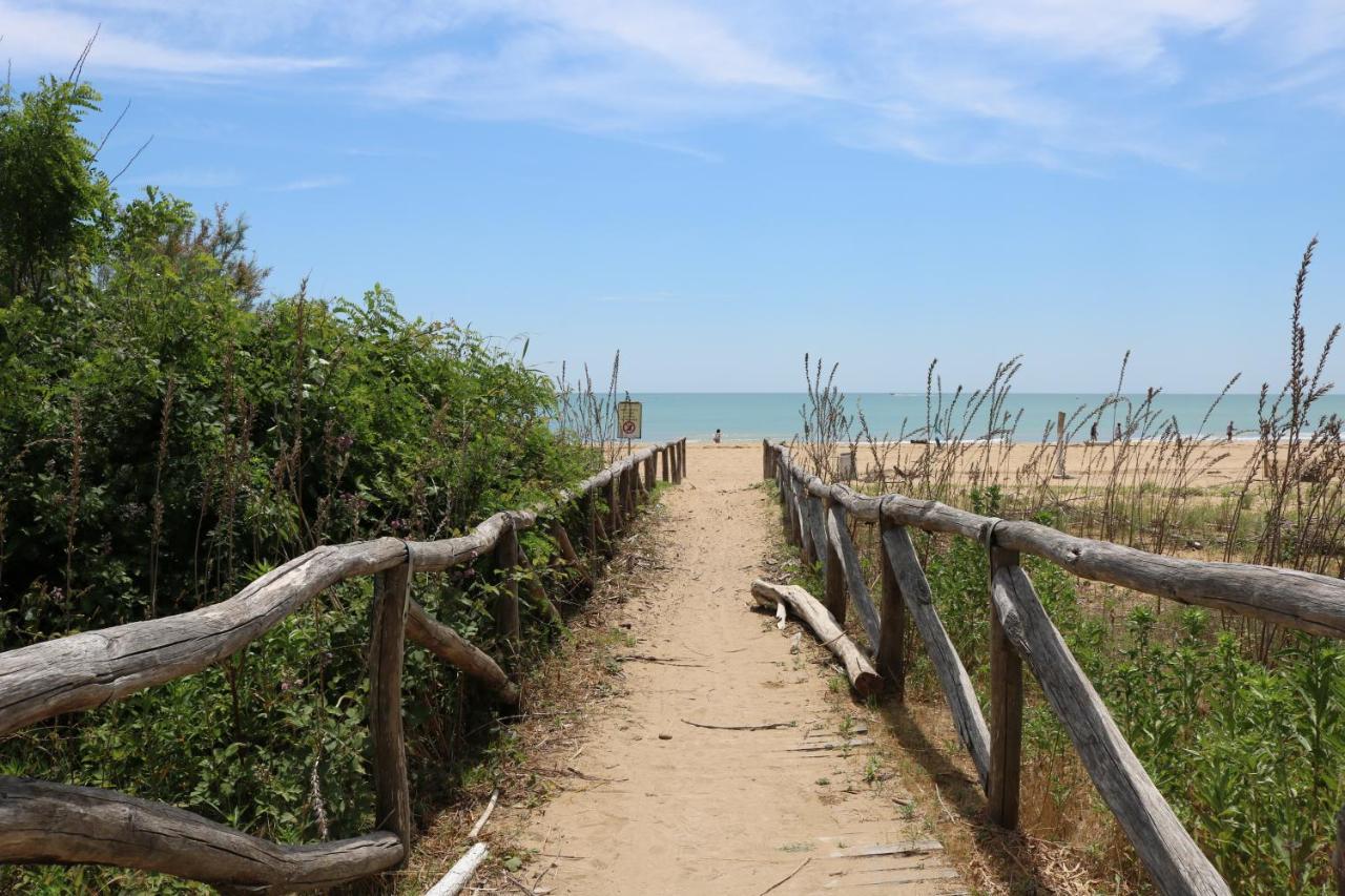 Condominio Zenith Bibione Exteriér fotografie